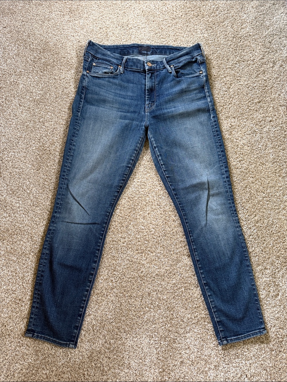 Mother The Looker Crop On The Edge Jeans